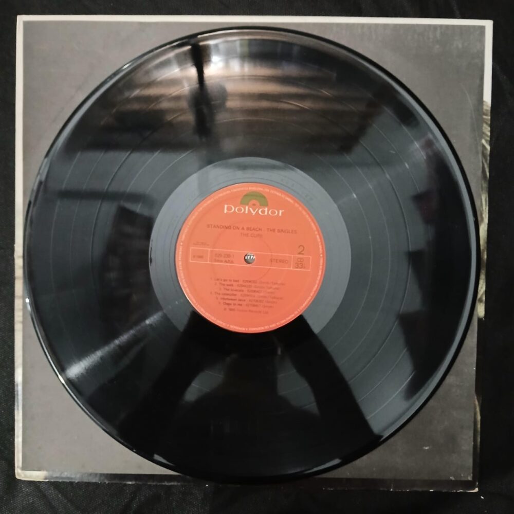 The Cure - Standing On A Beach (LP USADO) - Image 7