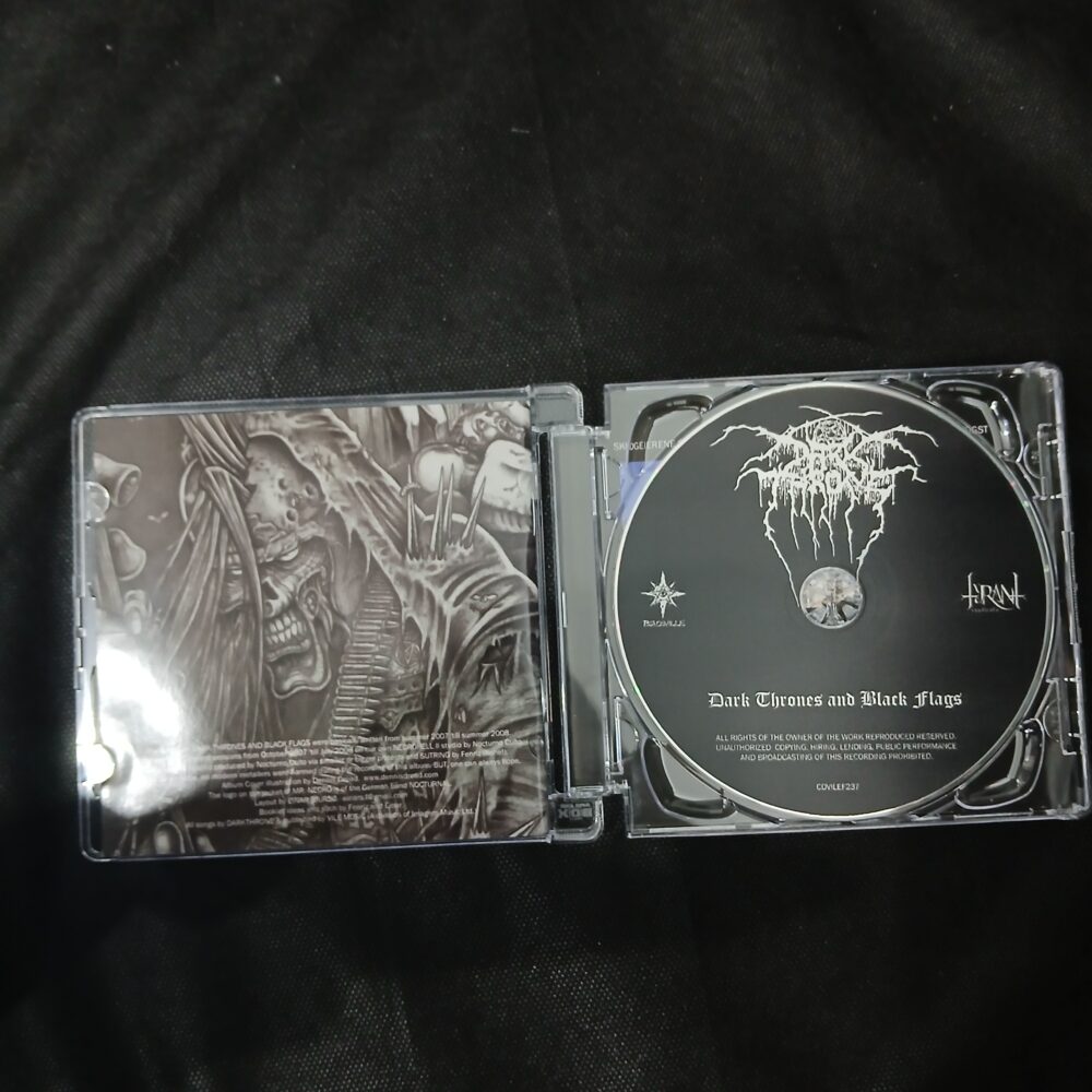 Darkthrone – Dark Thrones And Black Flags (CD USADO) - Imagem 4