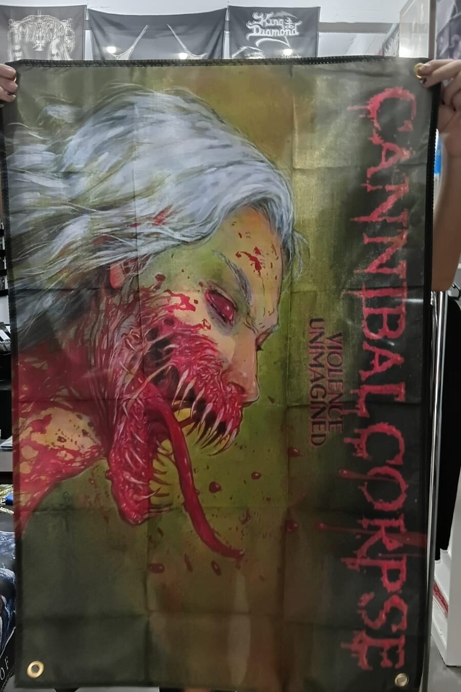 Cannibal Corpse - Violence Unnimagy (BANDEIRA COM ILHÓS)