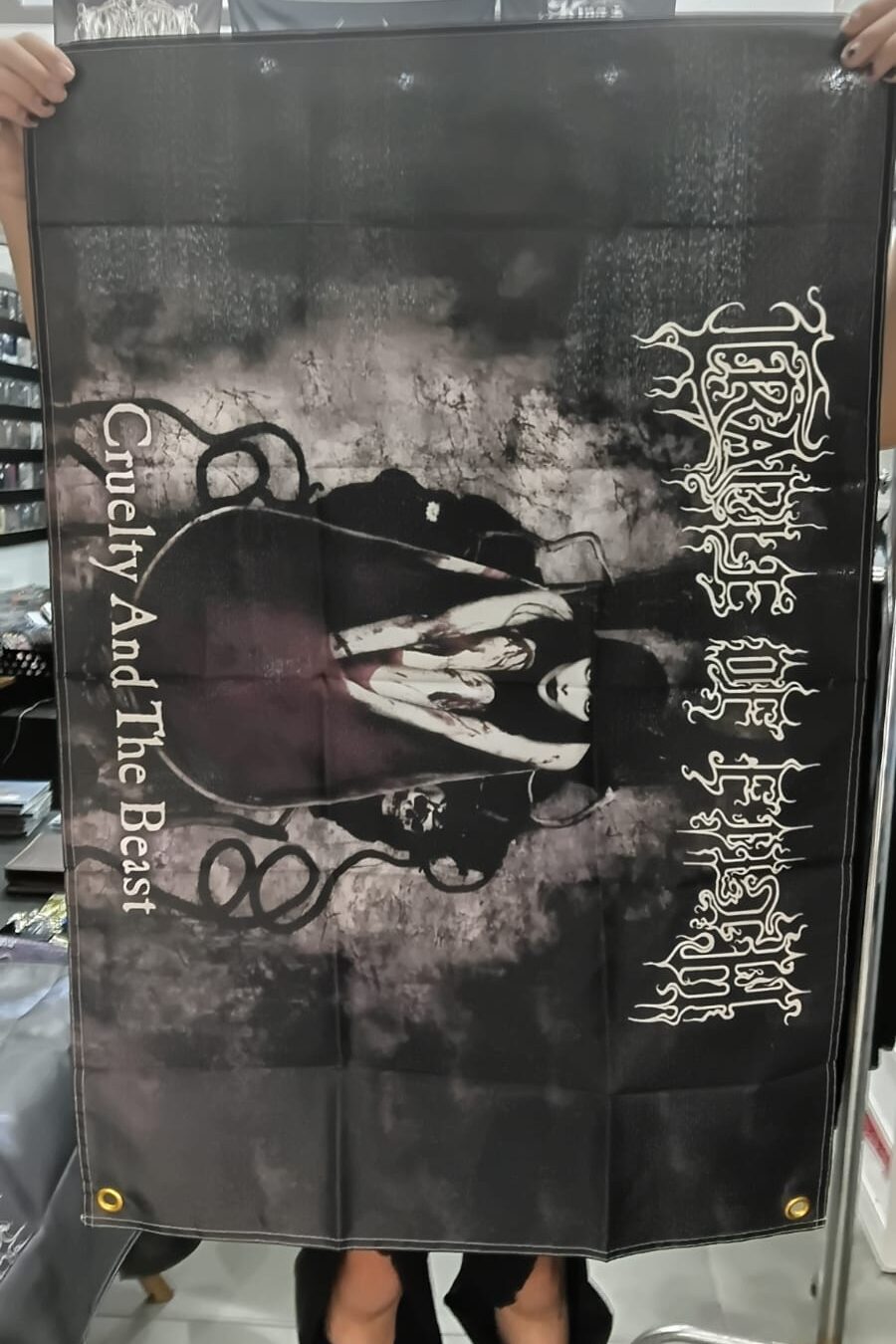 Cradle Of Filth - Cruelty And The Beast (BANDEIRA COM ILHÓS)