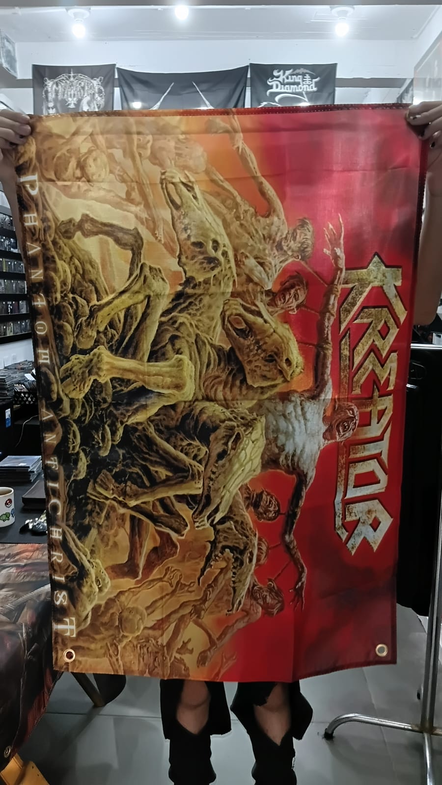 Kreator - Phantom Antichrist (BANDEIRA COM ILHÓS)