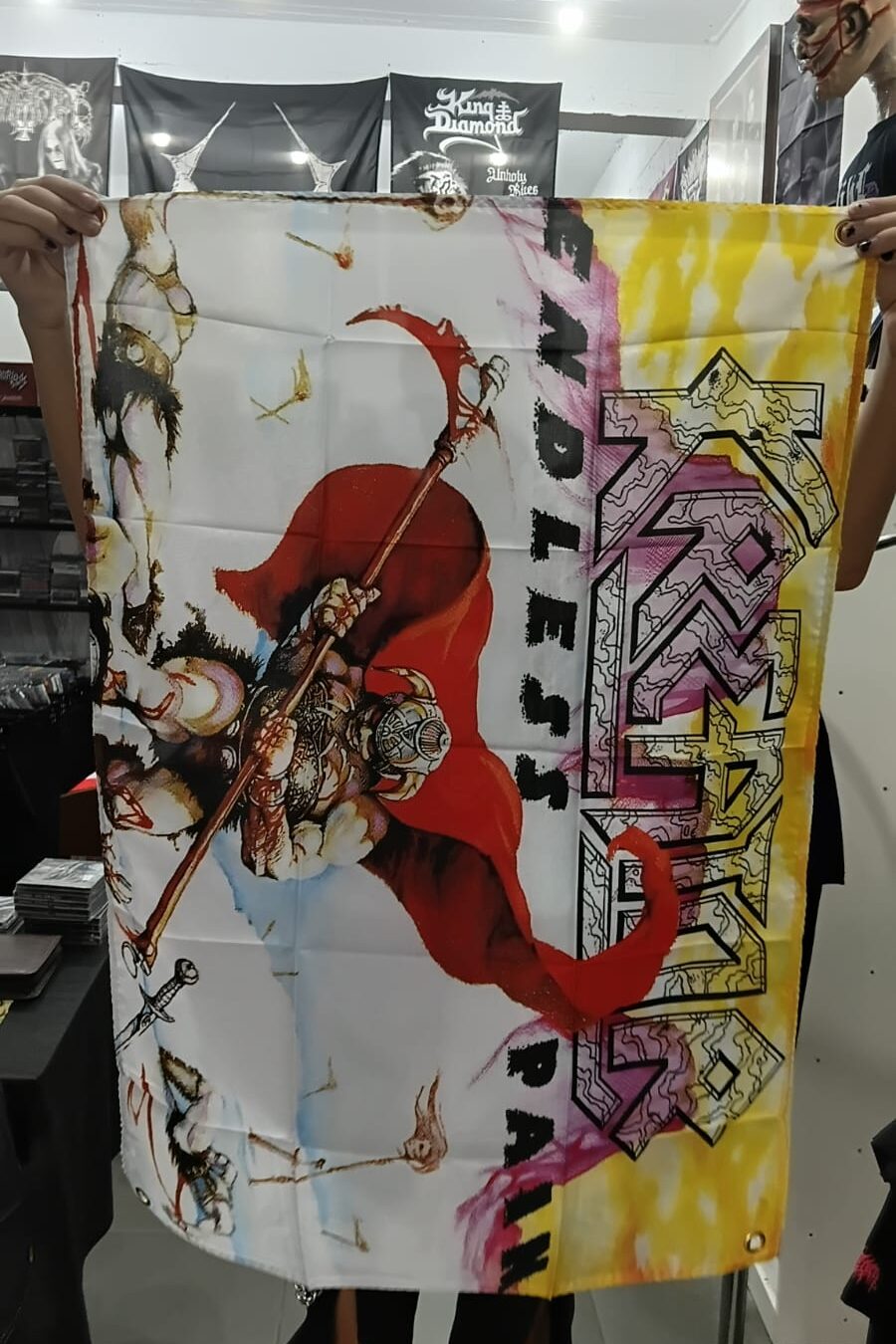 Kreator - Endless Pain (BANDEIRA COM ILHÓS)