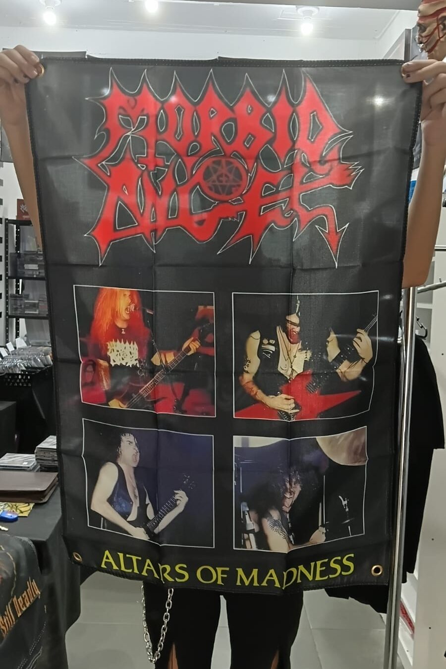 Morbid Angel - Membros (BANDEIRA COM ILHÓS)