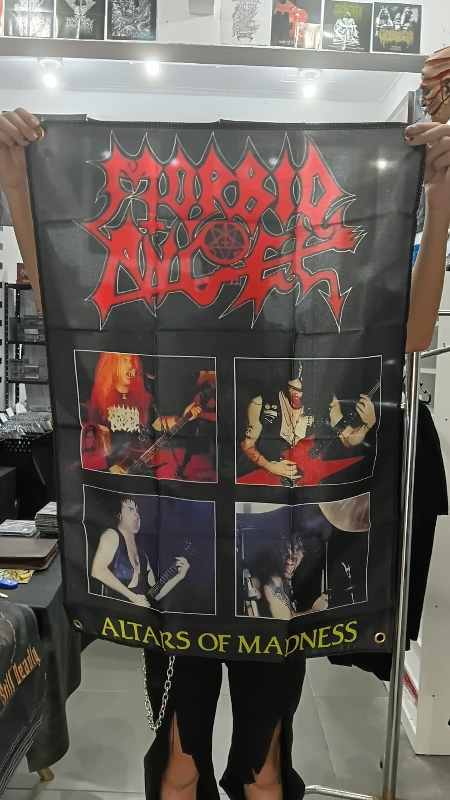 Morbid Angel - Membros (BANDEIRA COM ILHÓS)