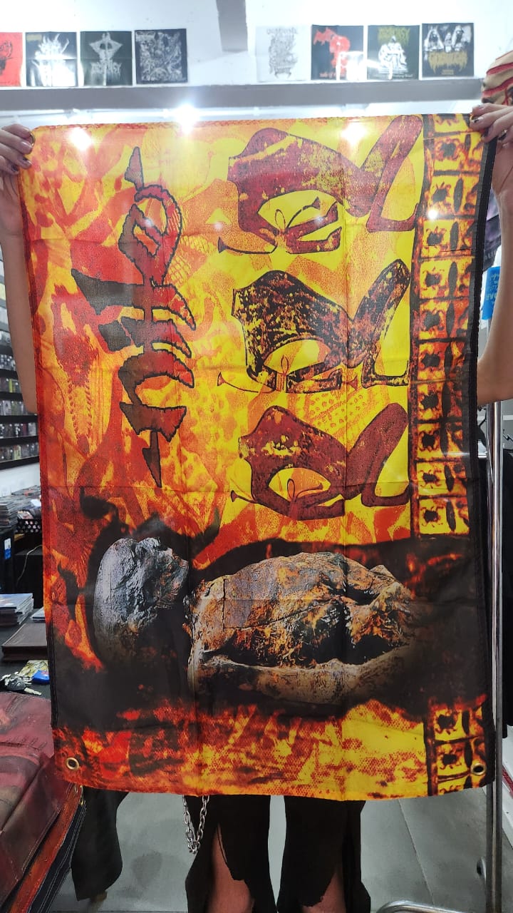 Nile - Among The Catacombs Of Nephen-Ka (BANDEIRA COM ILHÓS)