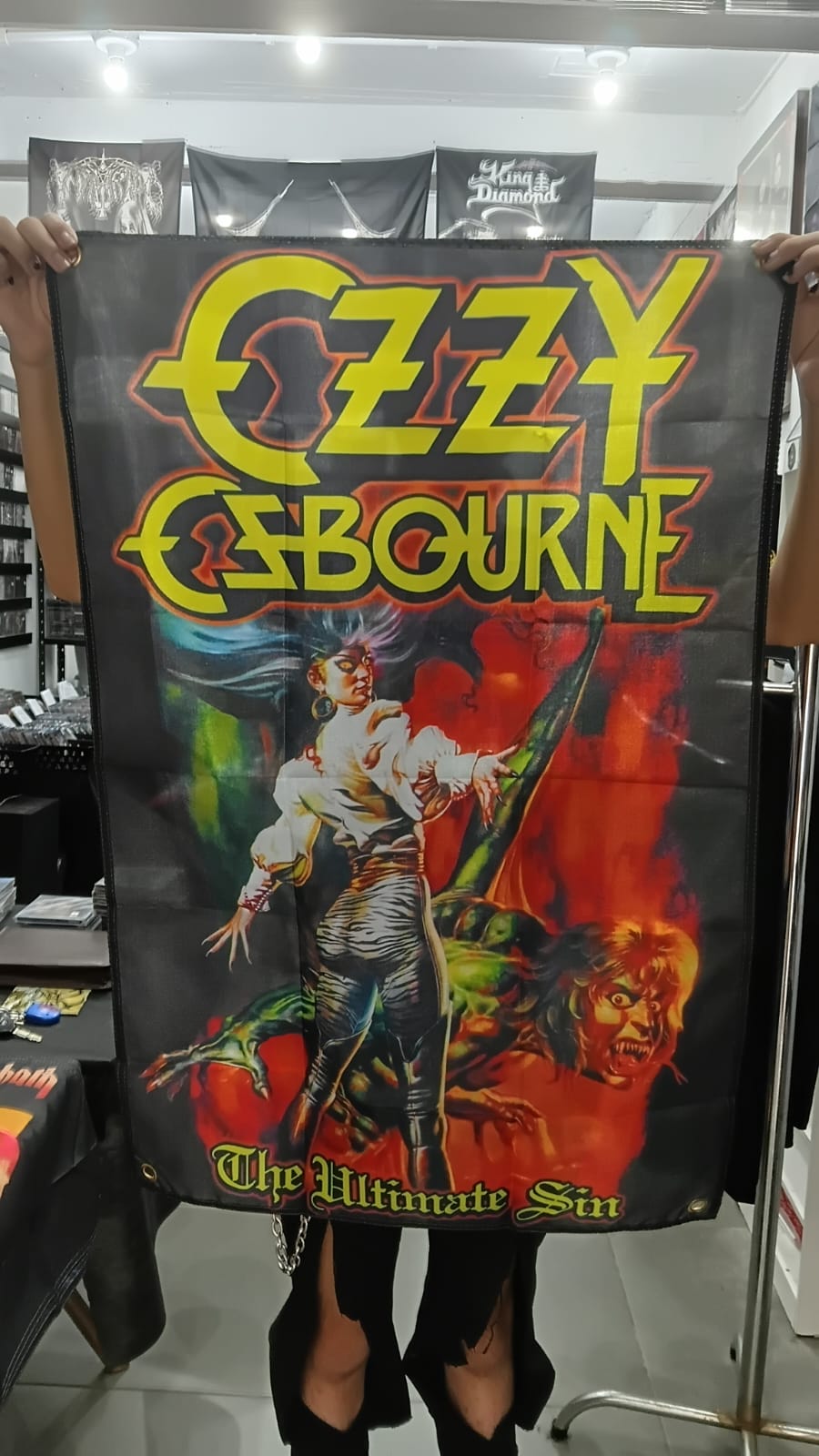 Ozzy Osbourne - The Ultimate Sin (BANDEIRA COM ILHÓS)