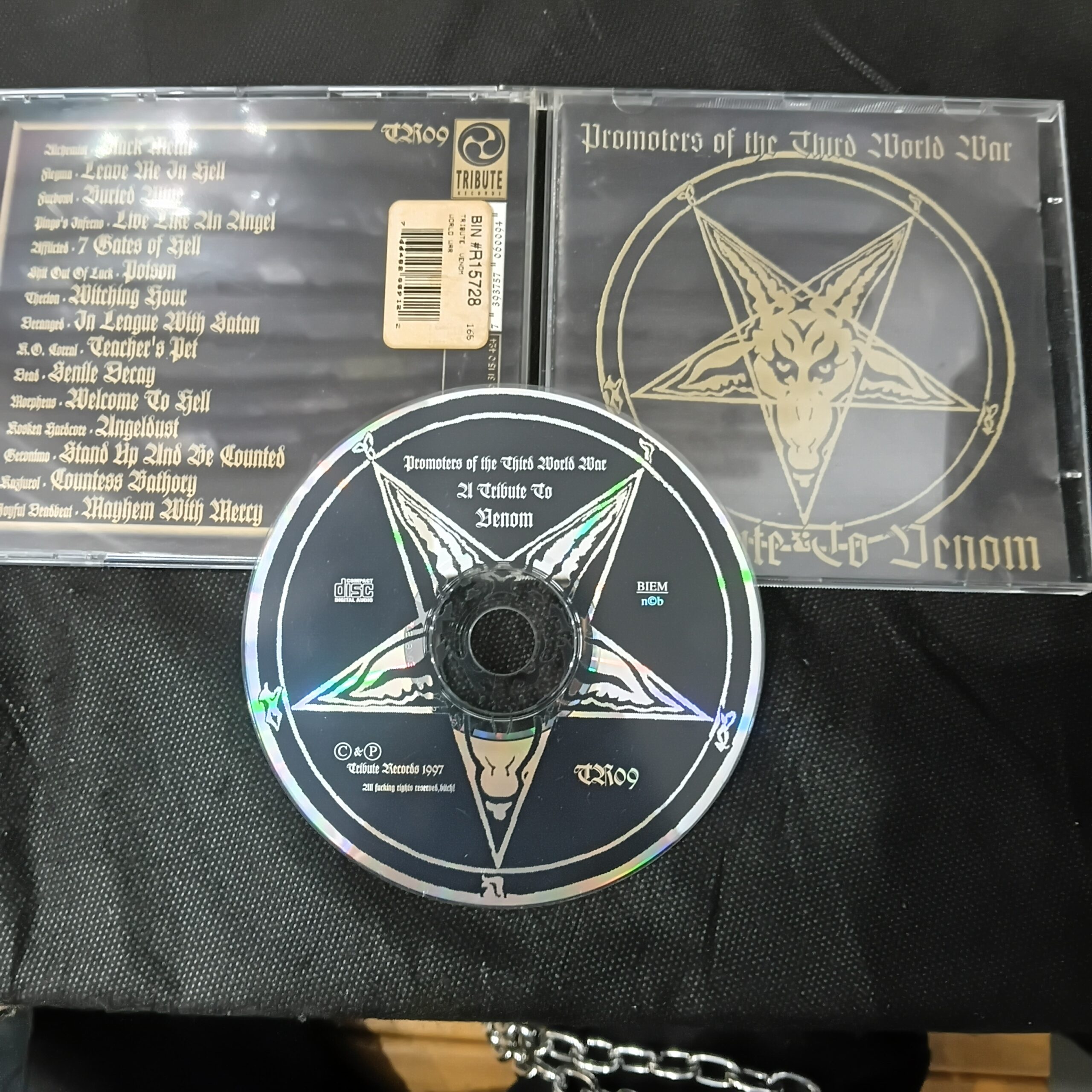 Venom - Tributo - Promoters Of The Third World War (CD USADO) - Imagem 2
