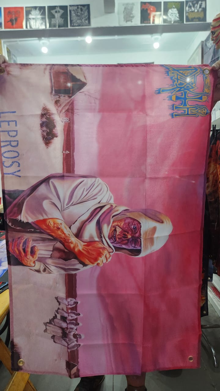 Death - Leprosy (BANDEIRA COM ILHÓS)