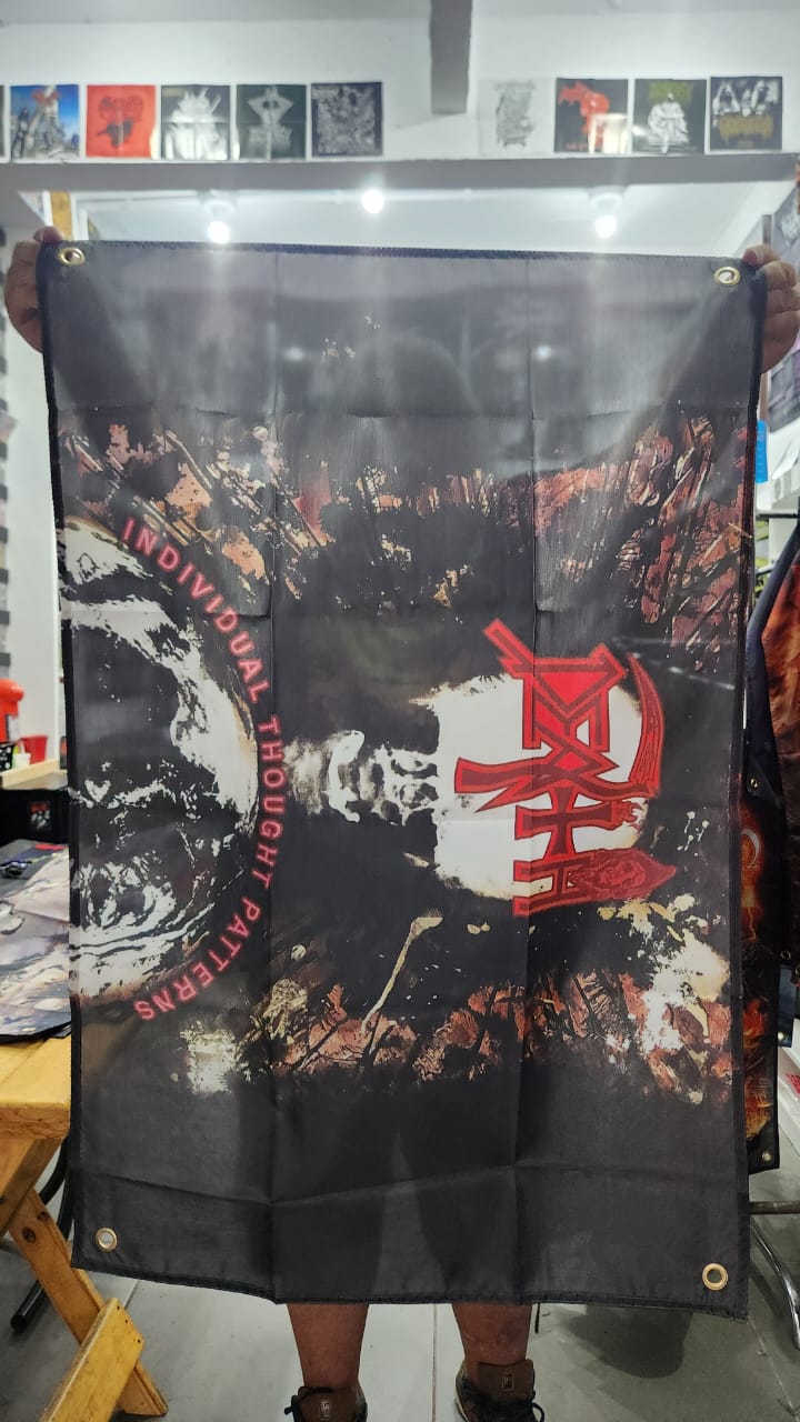 Death - Individual... (BANDEIRA COM ILHÓS)