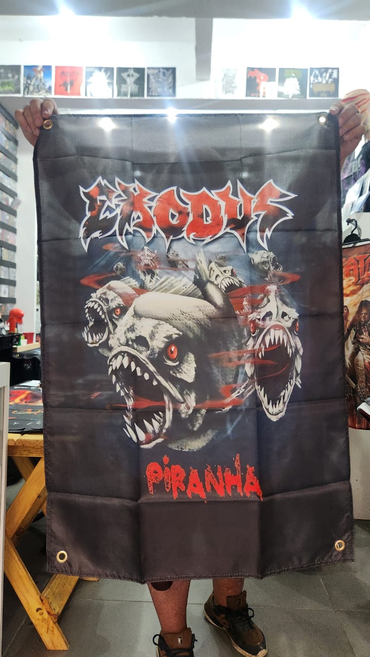 Exodus - Piranha (BANDEIRA COM ILHÓS)