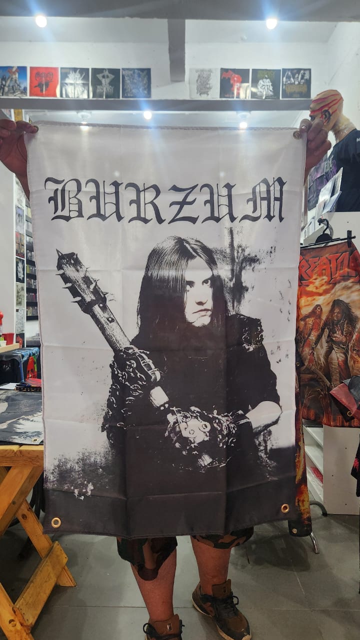 Burzum - Varg (Vertical) (BANDEIRA COM ILHÓS)