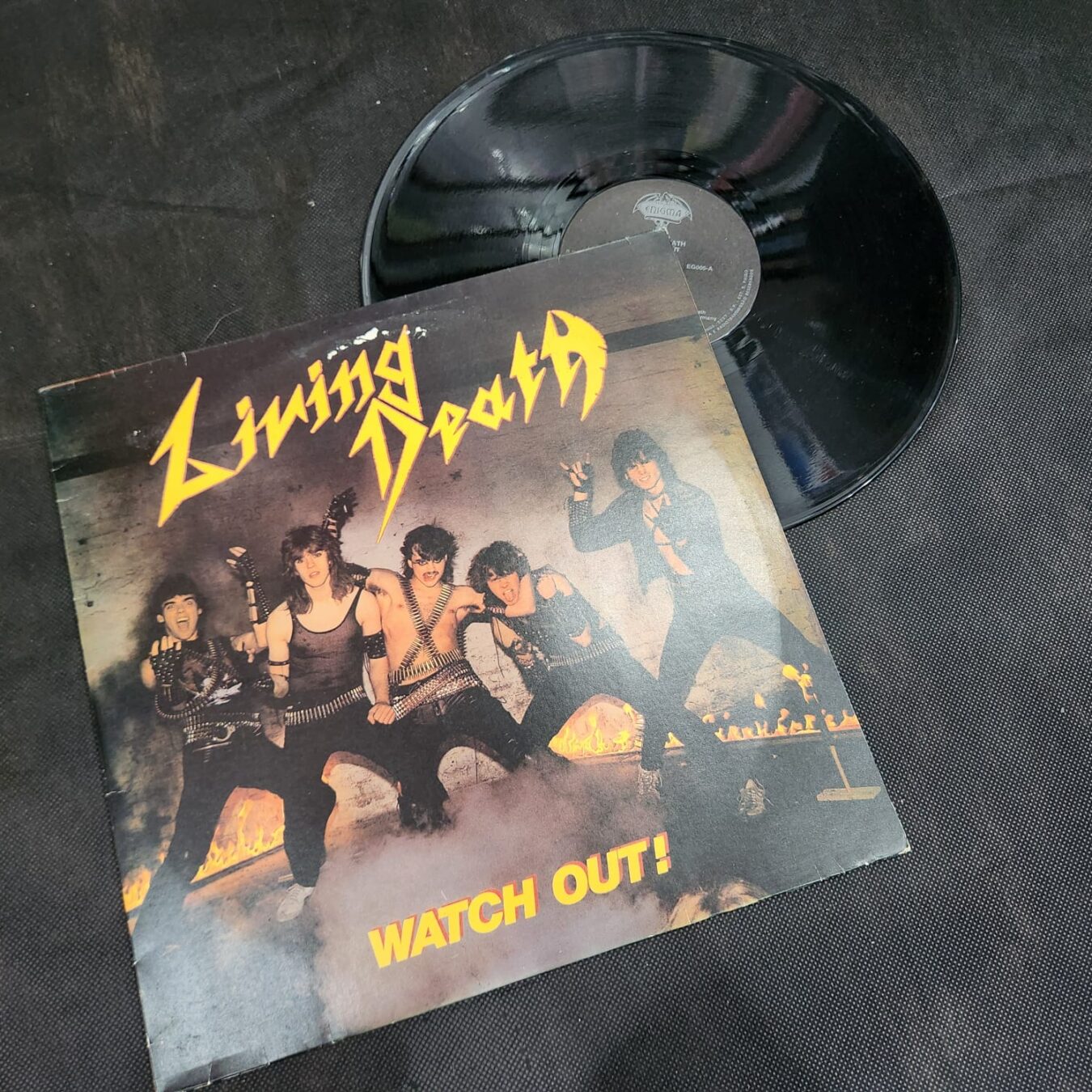 Living Death – Watch Out! (LP USADO)