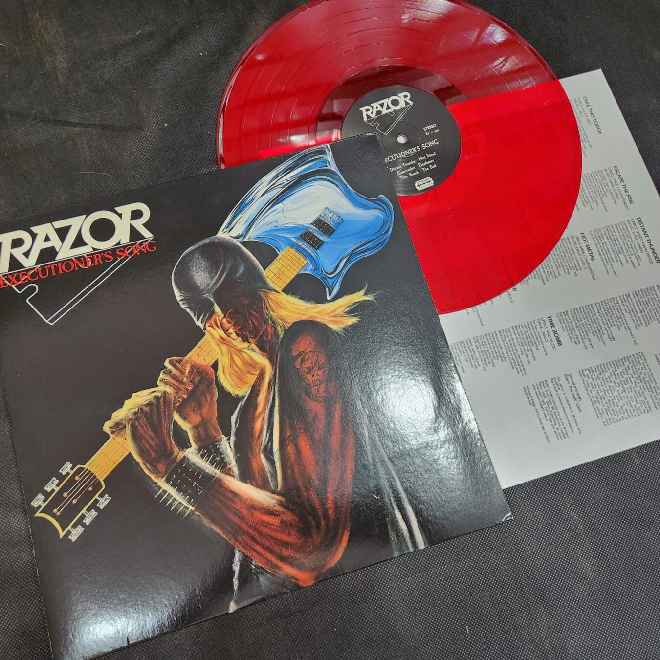 Razor – Executioner's Song (LP IMPORTADO VERMELHO USADO)