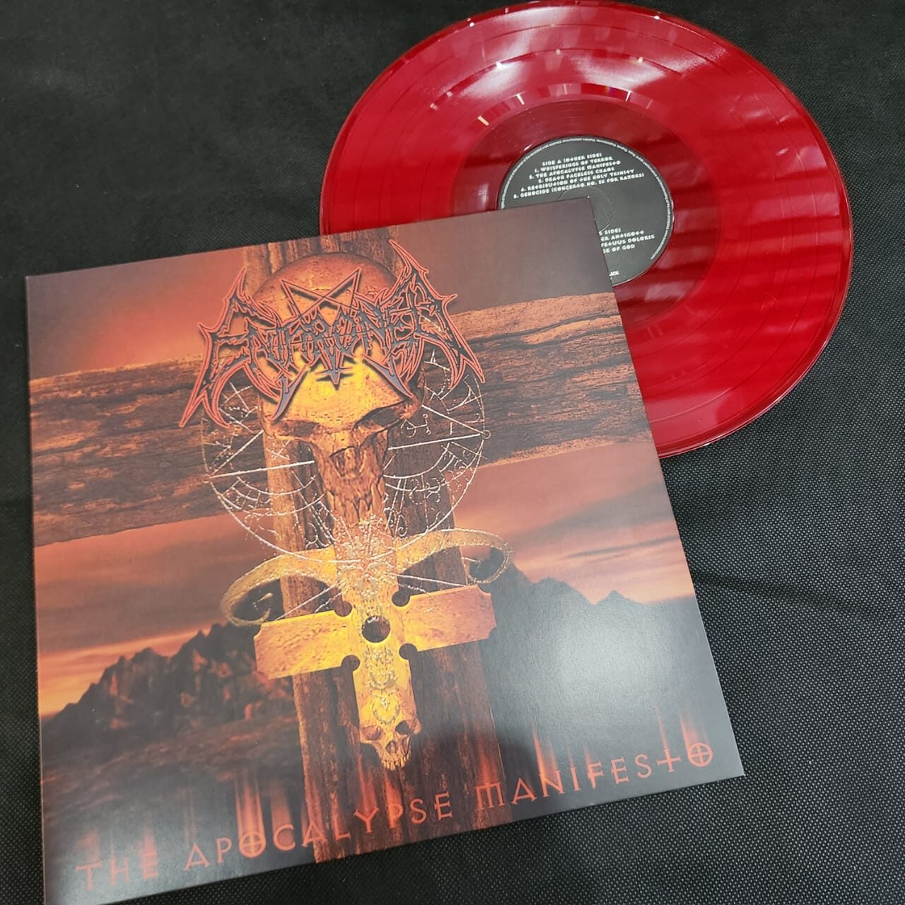 Enthroned – The Apocalypse Manifesto (LP IMPORTADO VERMELHO USADO)