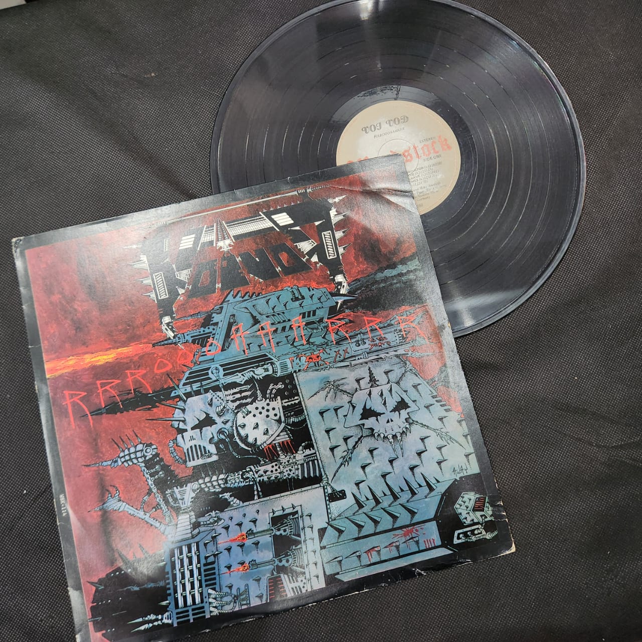 Voïvod – Rrröööaaarrr (LP USADO)