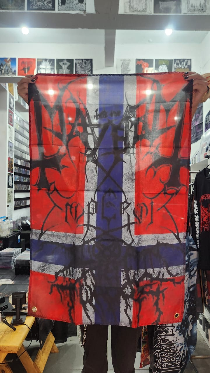 Mayhem - Darkthrone - Emperor (BANDEIRA COM ILHÓS)