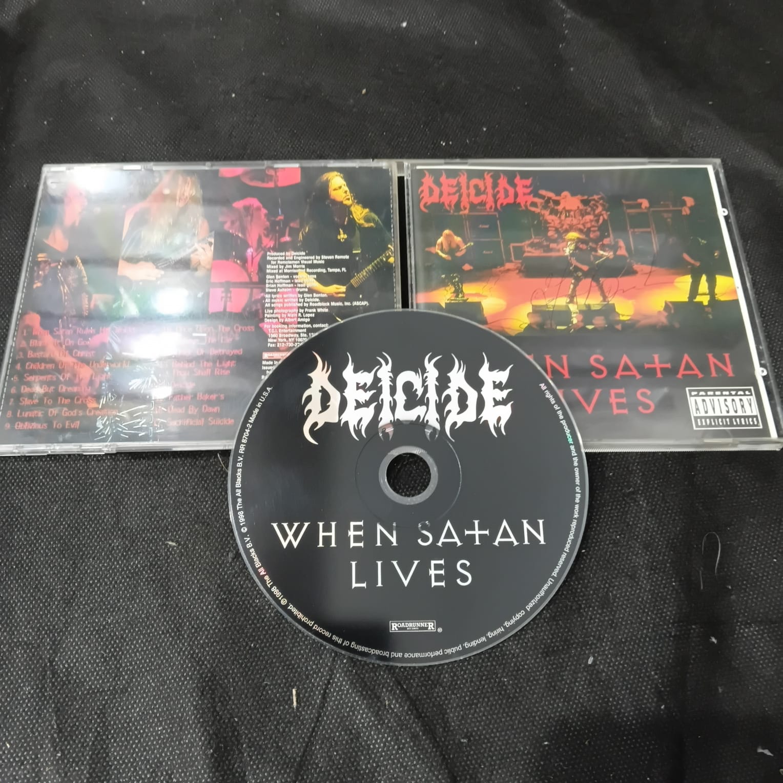 Deicide - When Satan Lives (CD IMPORTADO AUTOGRAFADO USADO) - Imagem 3