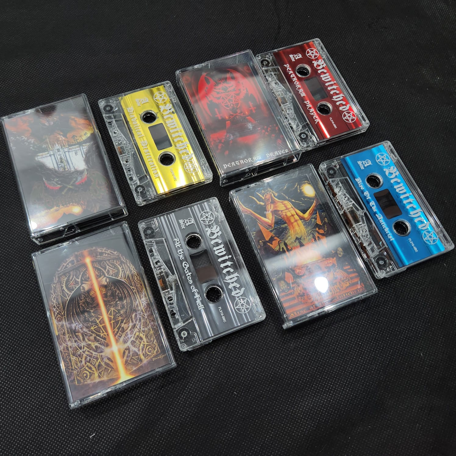 Bewitched - Dawn Of The Demons (4-TAPE BOX) - Imagem 3