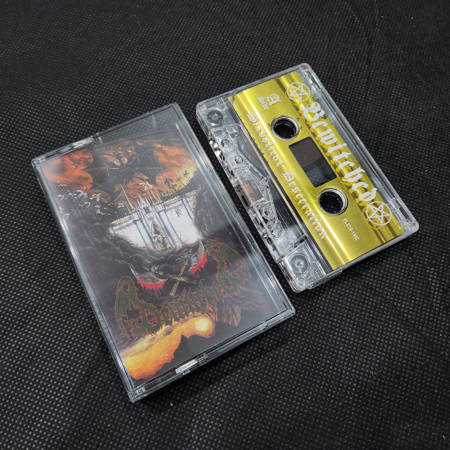 Bewitched - Dawn Of The Demons (4-TAPE BOX) - Imagem 4