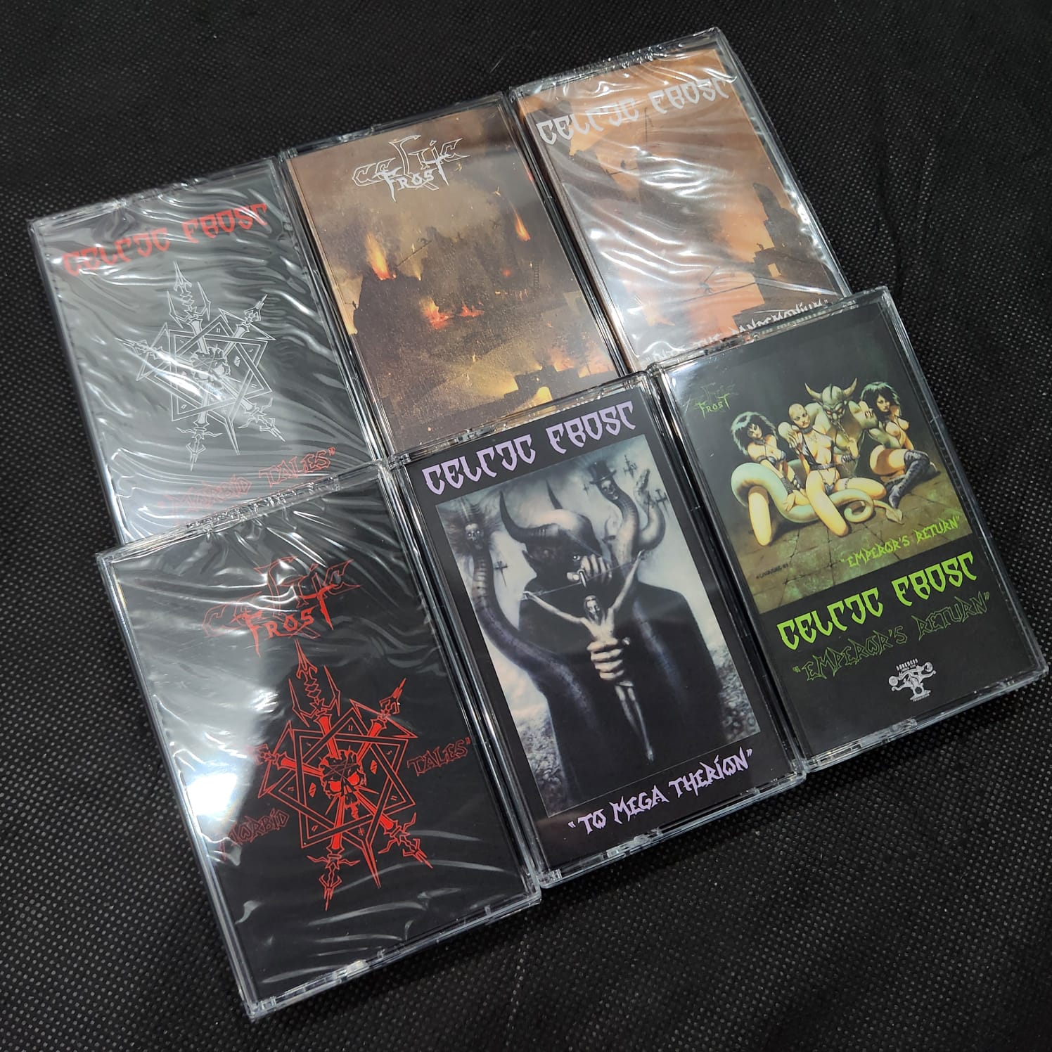 Celtic Frost - The Sign Of The Usurper (6-Tape Box) - Imagem 2