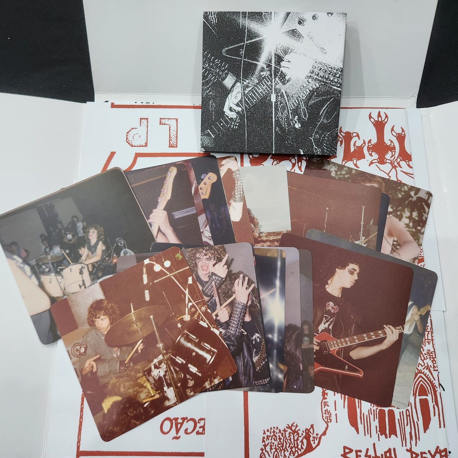 Sepultura - Bestial Devastation Special Box (LP VERMELHO - ED. ESP. USADO) - Imagem 12
