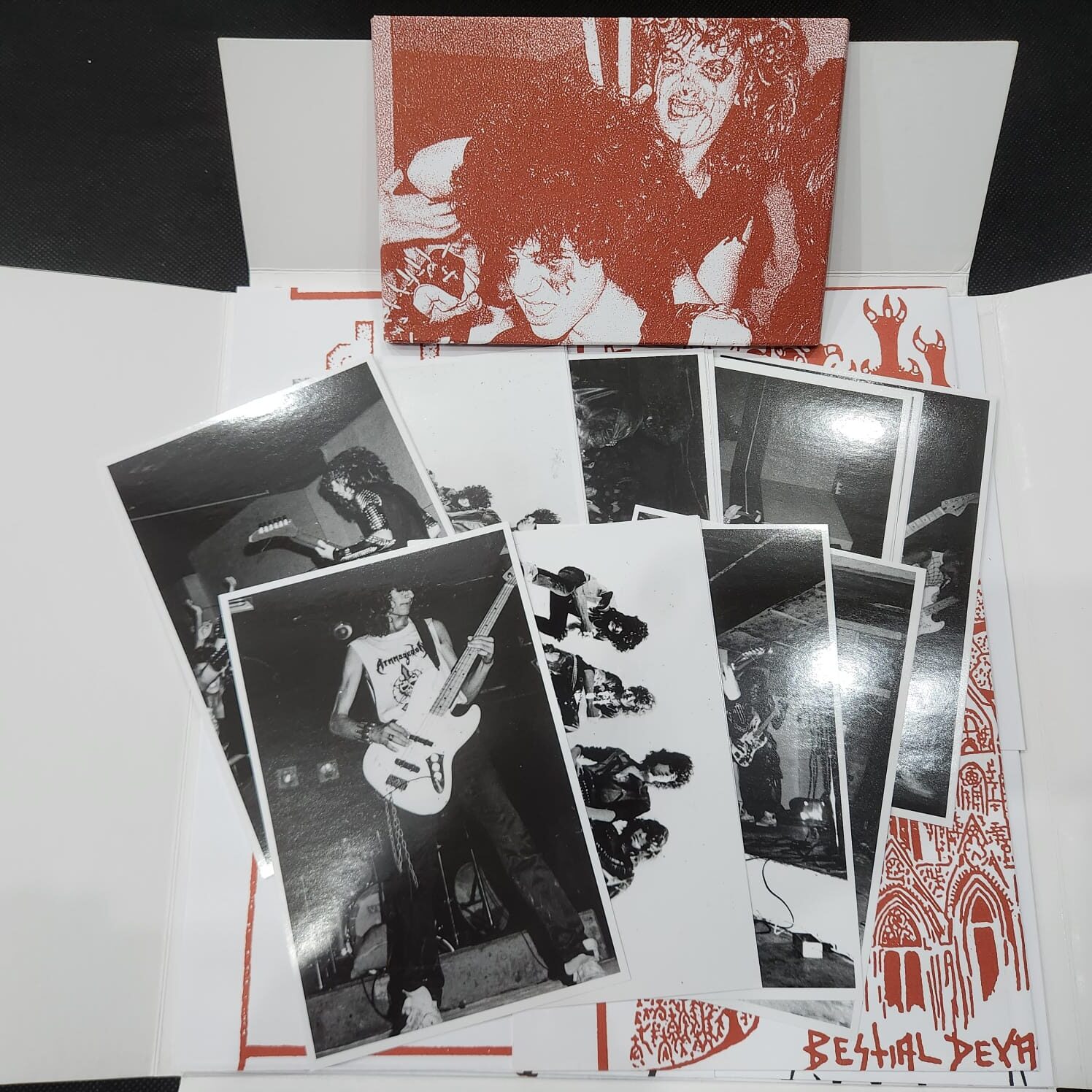 Sepultura - Bestial Devastation Special Box (LP VERMELHO - ED. ESP. USADO) - Imagem 11