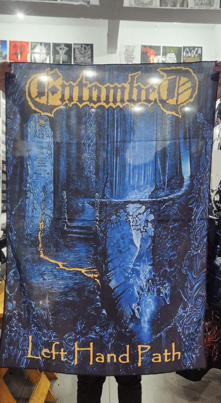 Entombed - Left Hand Path (BANDEIRA)