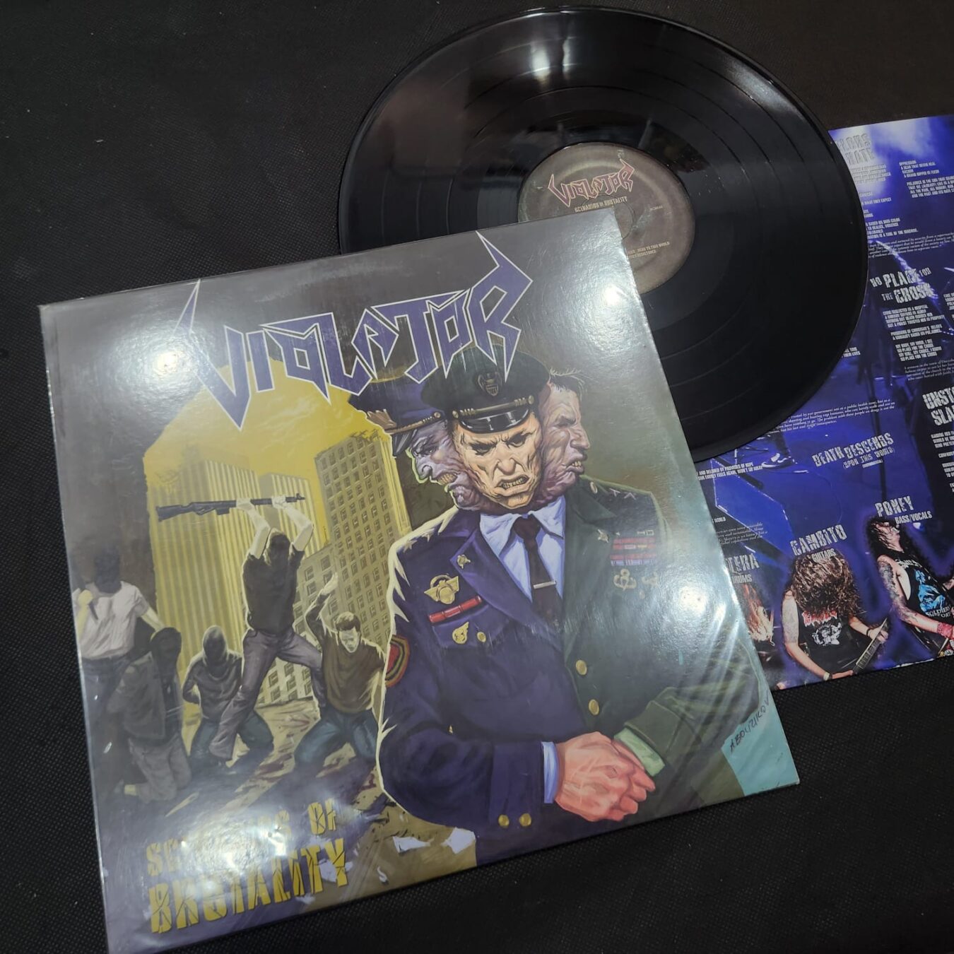 Violator - Scenarios Of Brutality (LP IMPORTADO USADO)