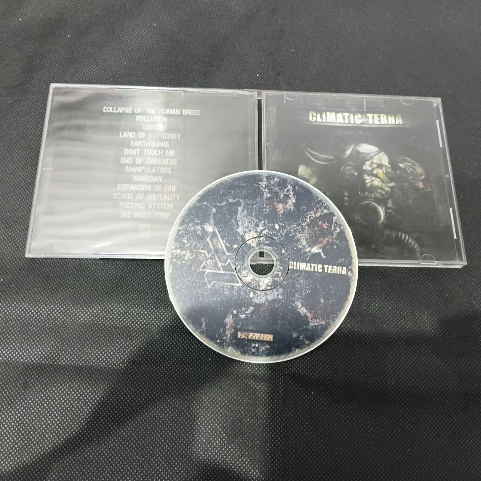 Climatic Terra - Eath Pollution (CD USADO) - Imagem 2