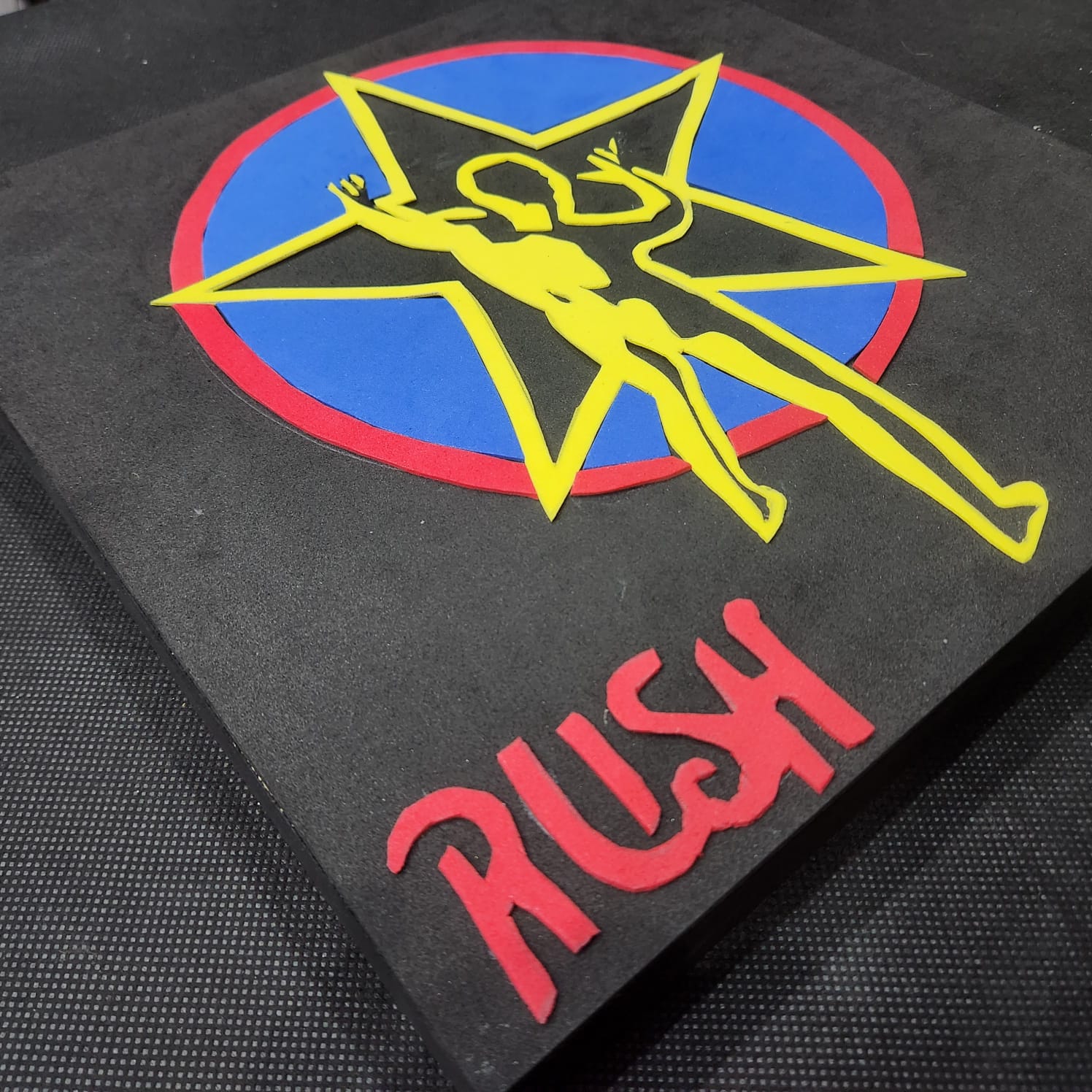 RUSH - 2112 (QUADRO EM ALTO RELEVO) - Imagem 2